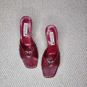 Brighton Red Trish Heeled Slide Size 8